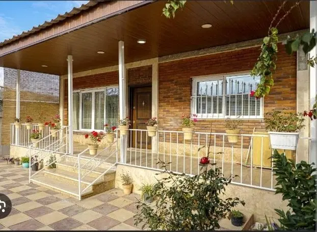ویلایی قابل سکونت_ بهشتی ۲ طبقه بنا
