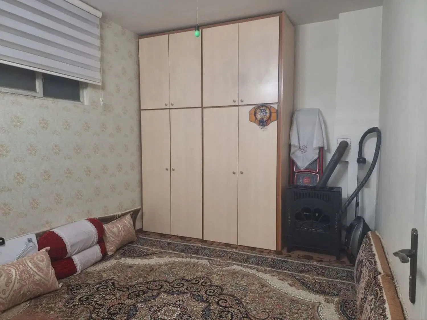 ۷۰متر آپارتمان طبقه۲ حسابی۲