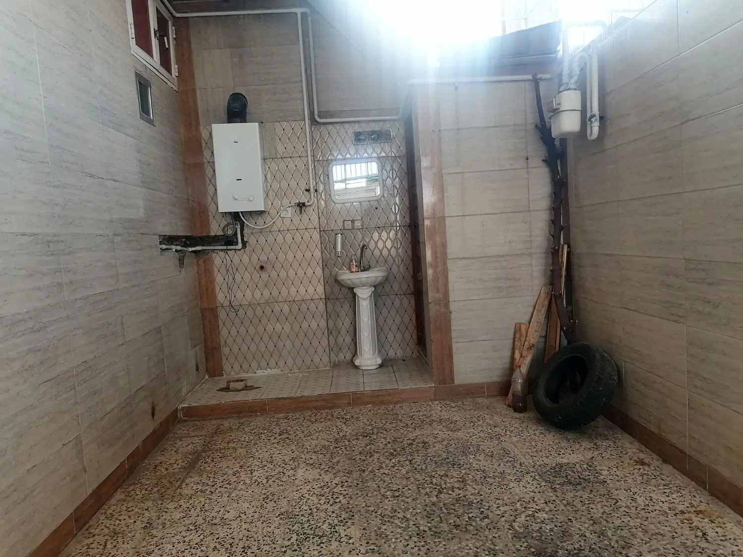 خونه 85 متری کوی آزادی