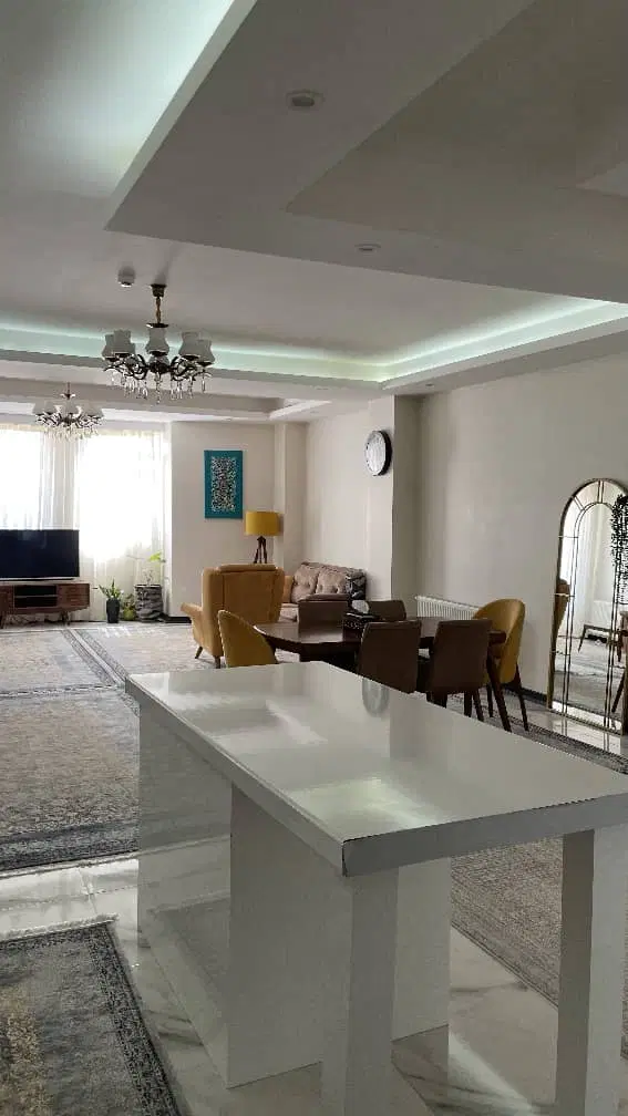 آپارتمان ۱۵۰ متری ۱۴۰۱ ۱۰ واحدی طبقه ۵ جنوبی جنوبی
