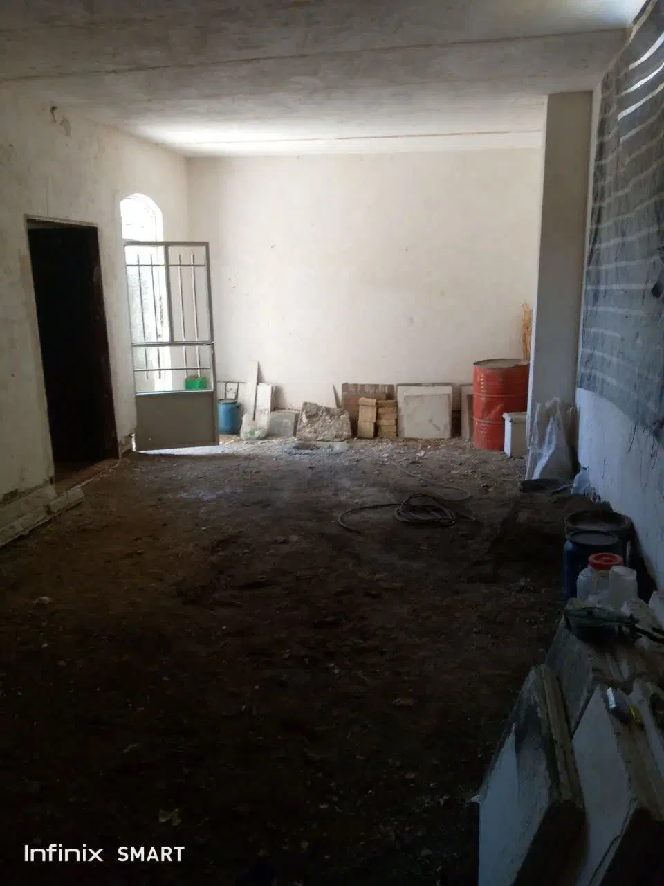 خانه نیمه کاره