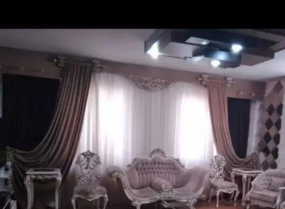 اندیشه۱۰۰متری تخلیه اسانسور دارپشت ایستگاه اتوبوس