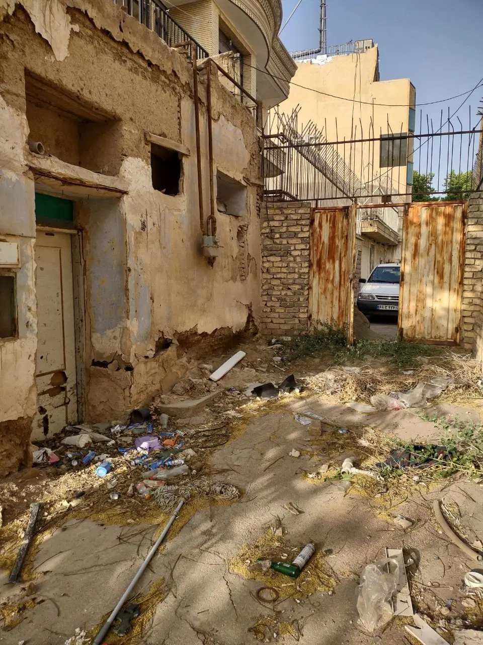فروش کلنگی به متراژ 430 مترمربع،ابتدای خیابان حکیم