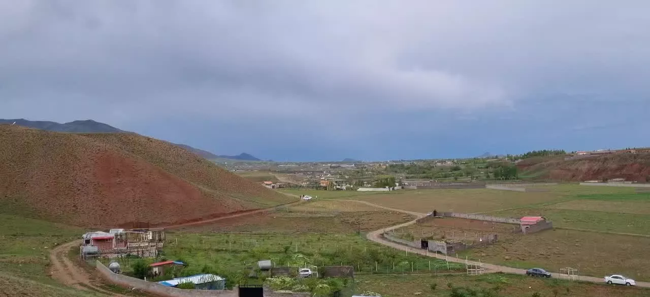 ۸۰۰ متر زمین در روستای ویلایی اسپیران قیمت مناسب