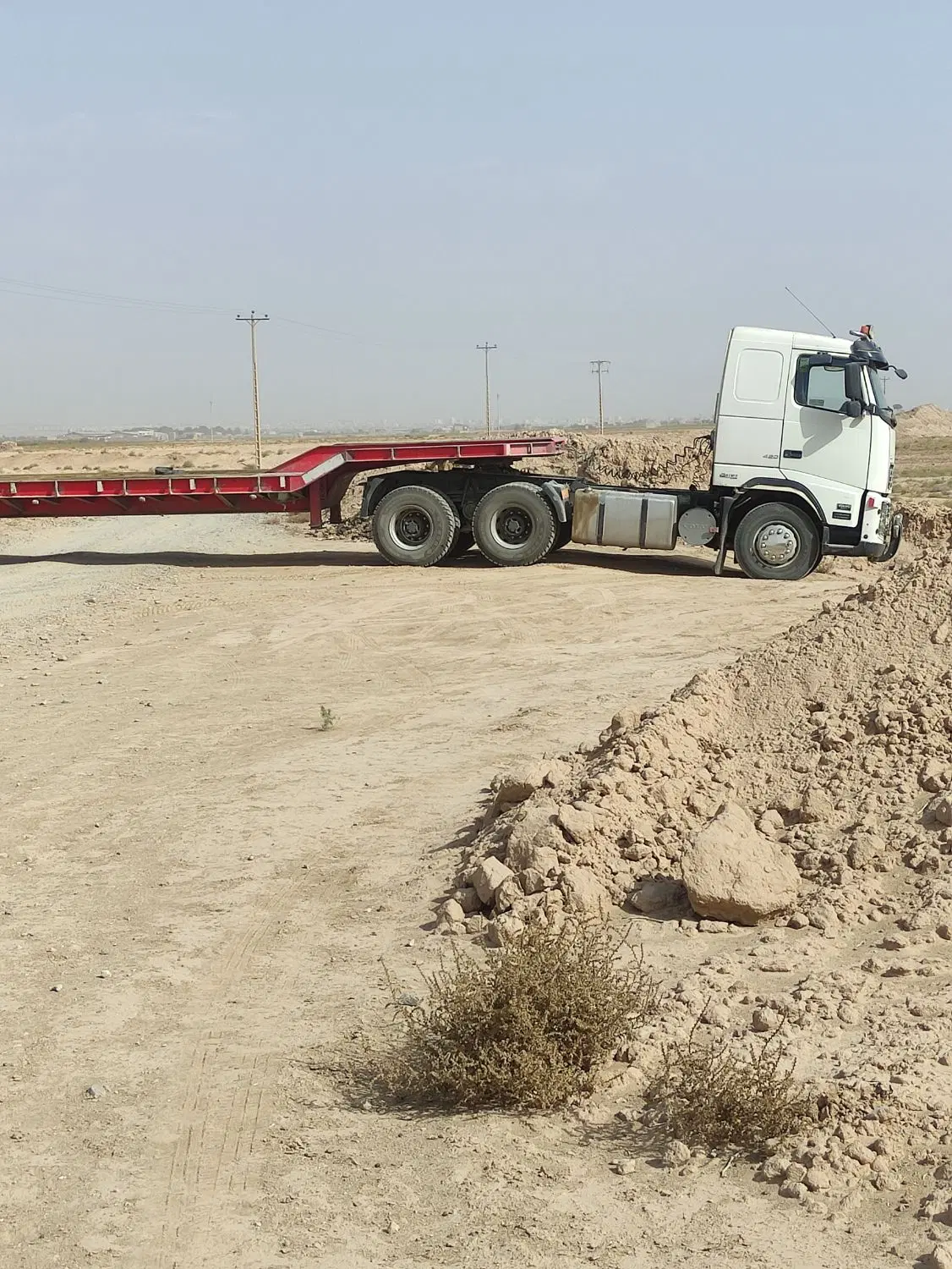 زمین مسکونی با پروانه ساخت دو طبقه