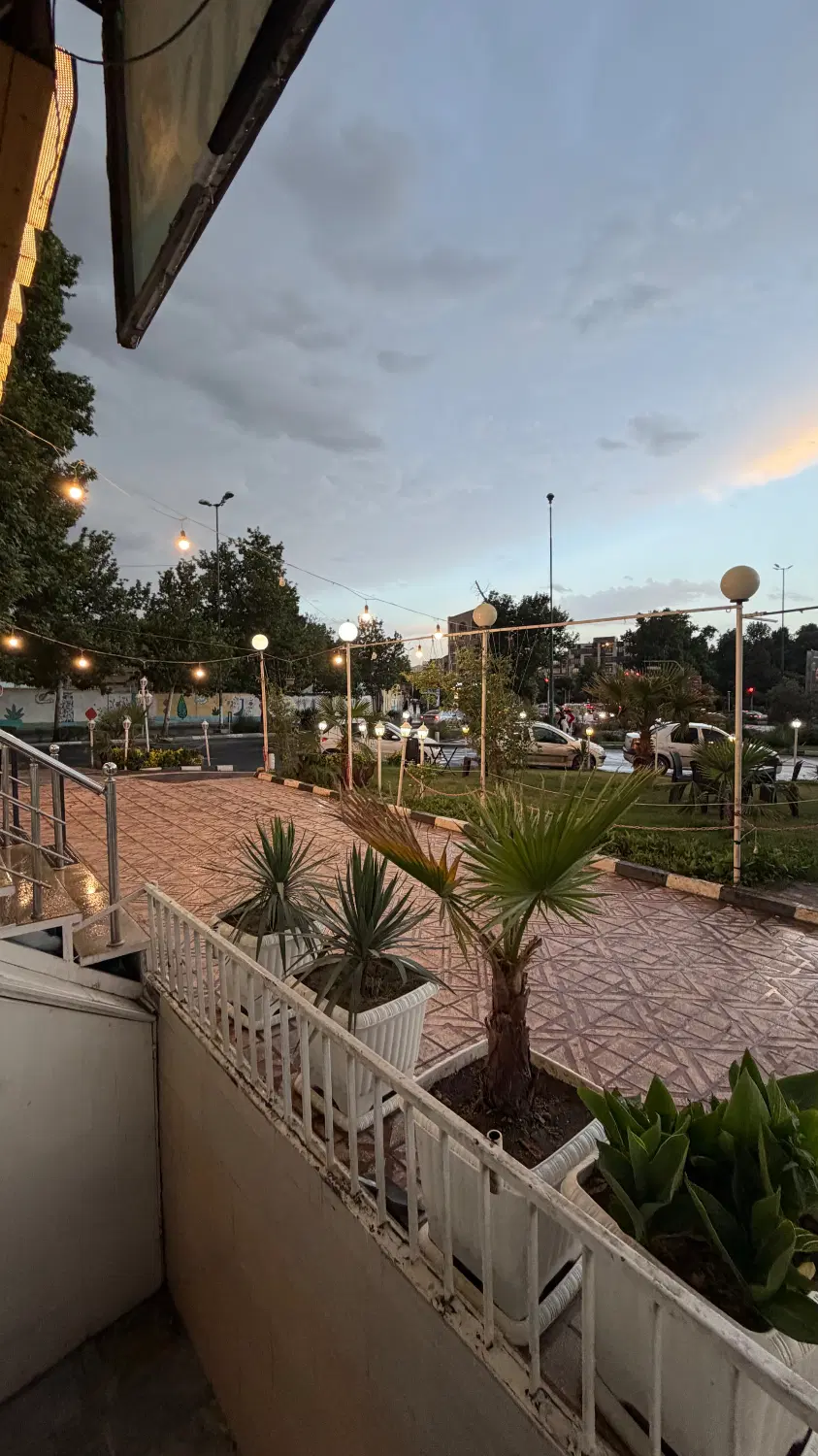 ۸۰ متر مغازه جهانشهر بلوار مولانا