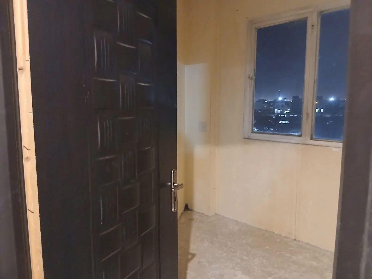 آپارتمان ۹۲ متری مفتح شرقی دوخوابه