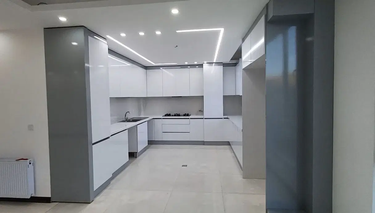 اپارتمان ۳ خوابه لوکس