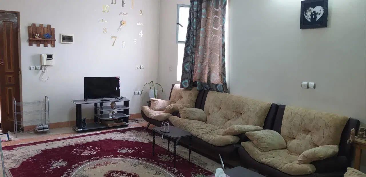 آپارتمان،دسترسی عالی،نورگیر خوب ودلباز،تمیزومرتب،