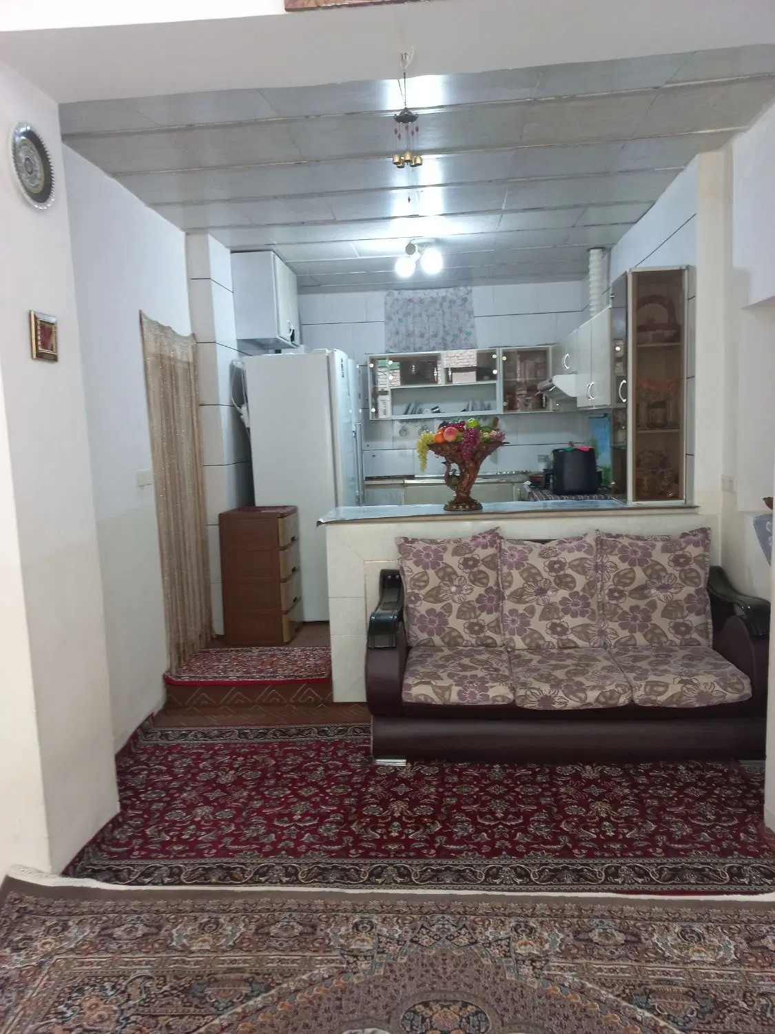 فروش منزل مسکونی قدیمی بازسازی شده