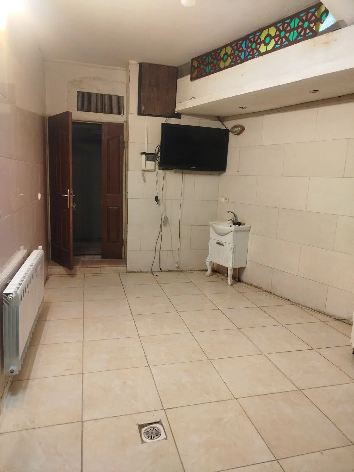 اجاره دفتر کار 40متری زیرزمین