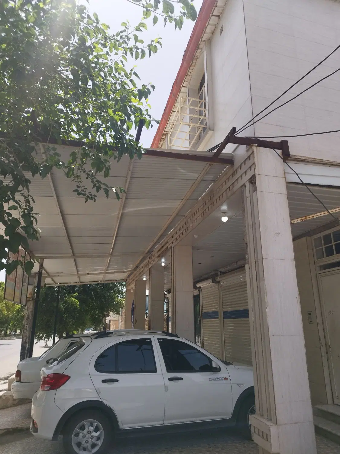خونه با دوتا مغازه بزرگ اندیمشک دوطبقه