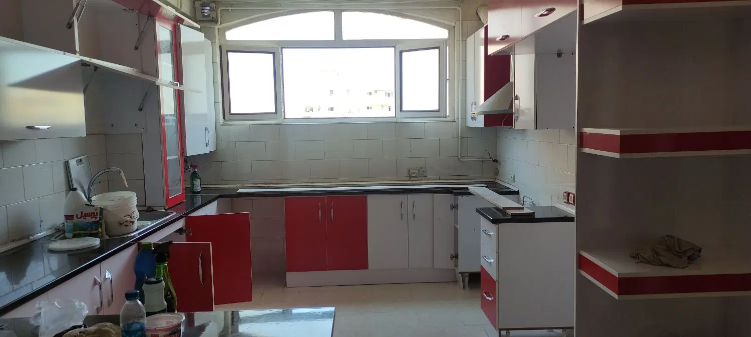 آپارتمان  طبقه سوم در حجتی
