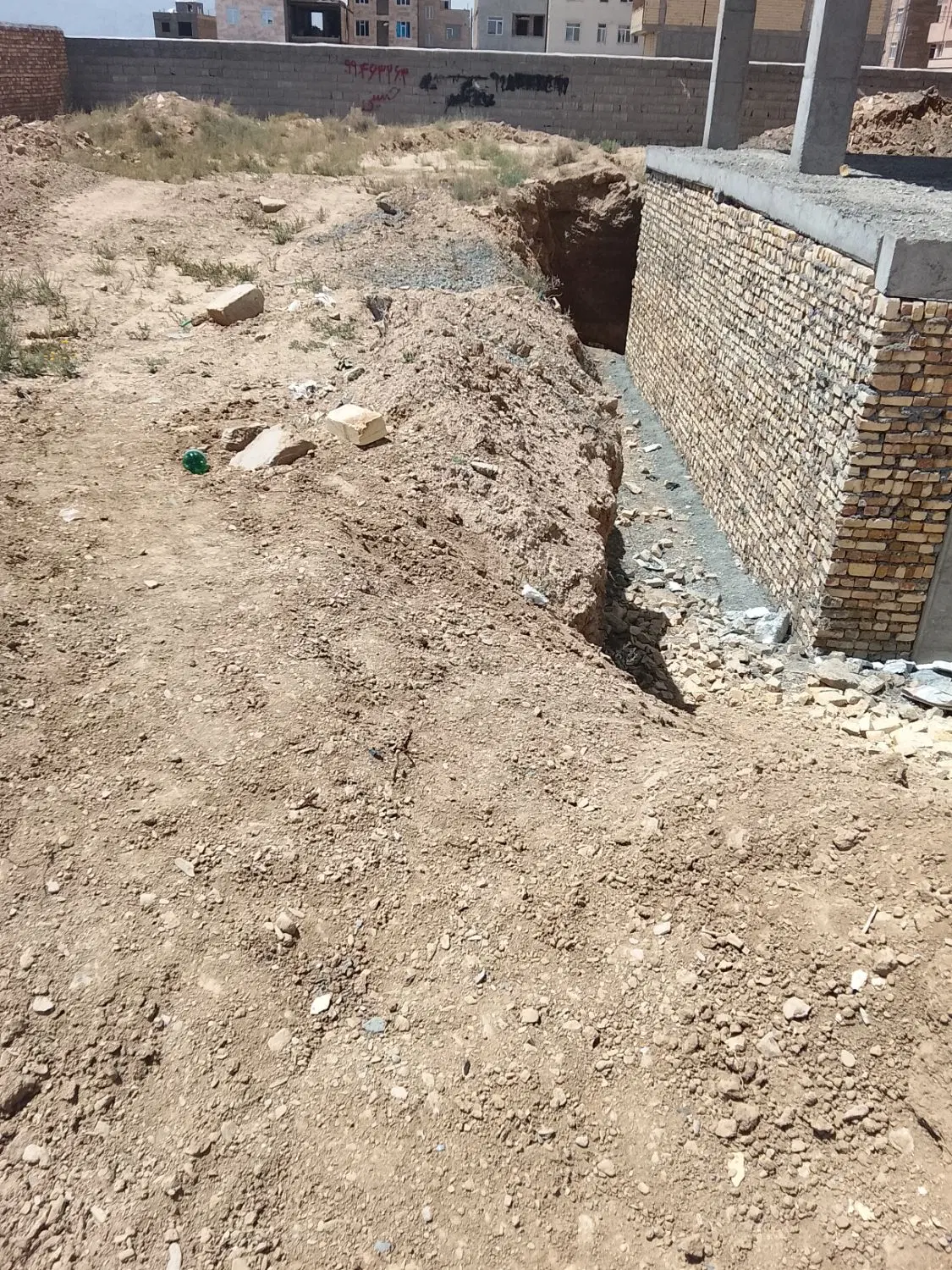 گاوخانه زمین مسکونی کروکی بنیاد اشده مشارکت 230متر