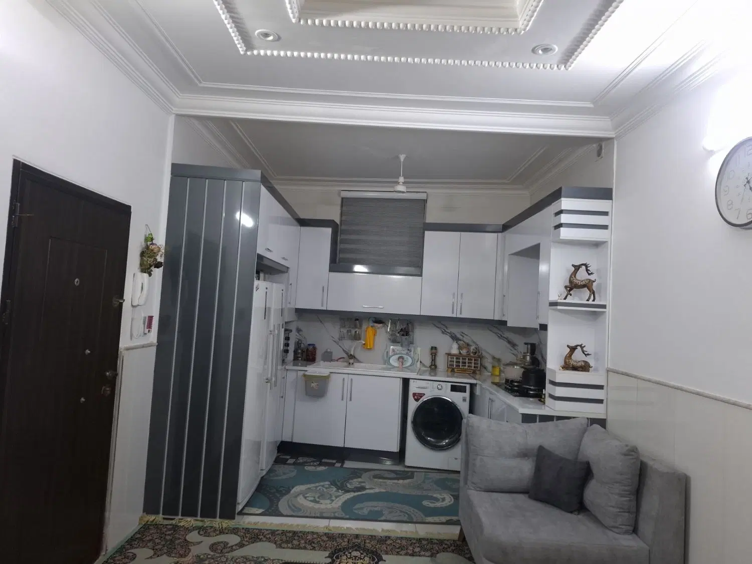 اجاره ۶۵متر دربست