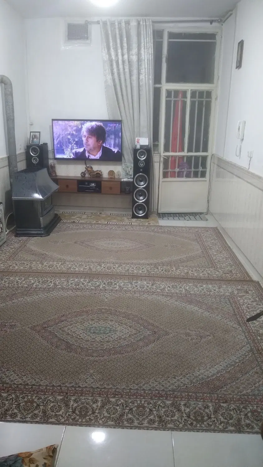 ۴۸ متری تک واحدی همکف راه جدا