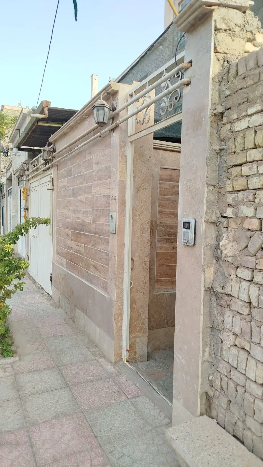 یک زیر زمین خانه در اکرمیه