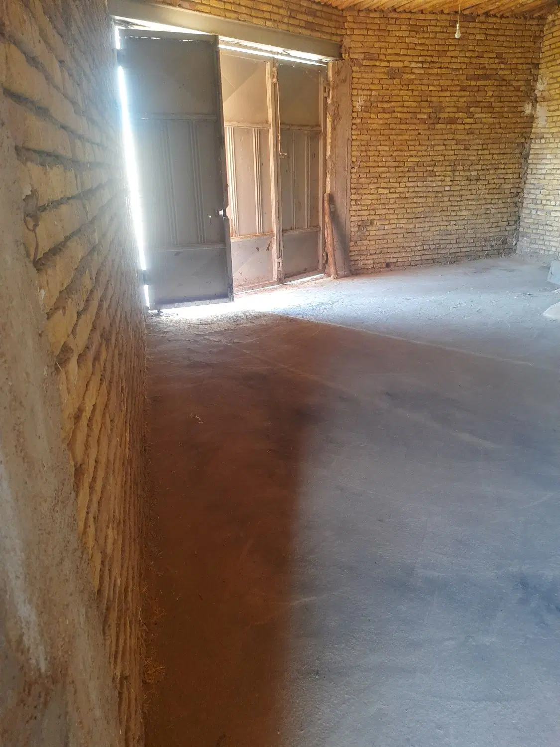 آپارتمان انباری
