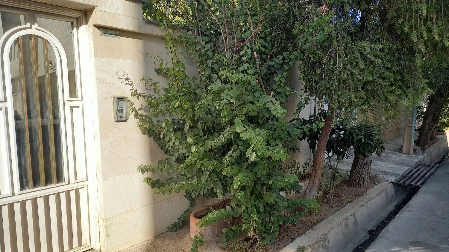 خانه ویلایی همت جنوبی