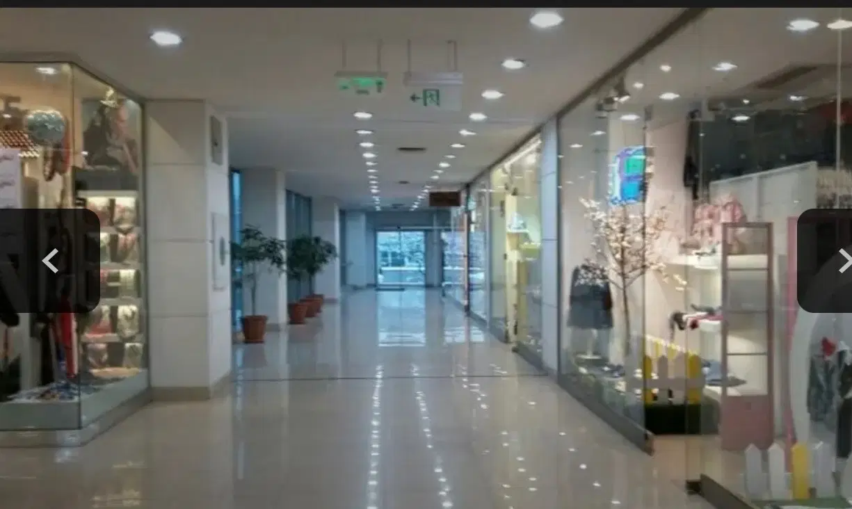 مغازه برج بلور