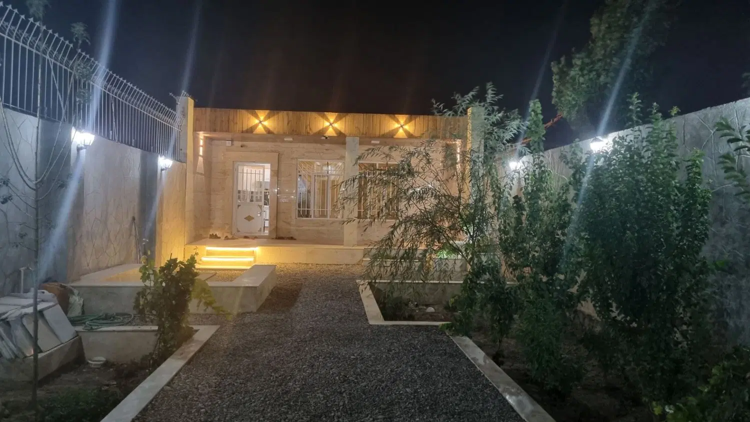 باغ ویلا در شاهنامه