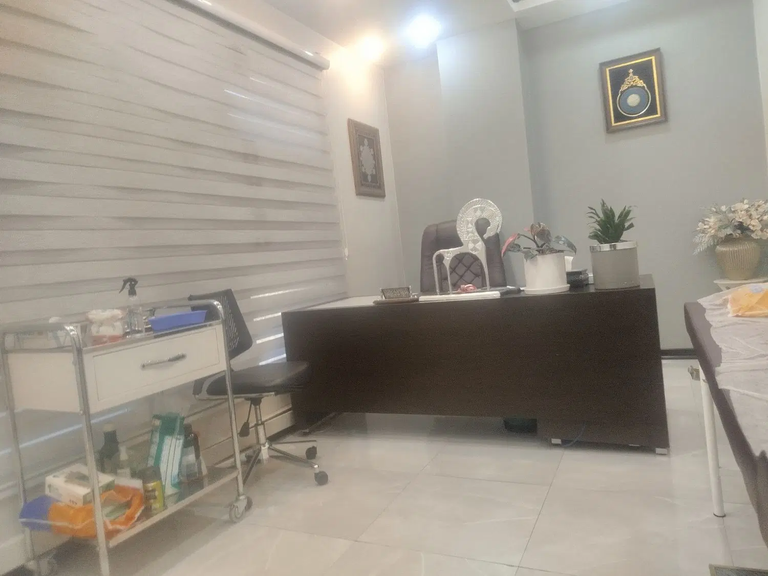 120متر مطب ساختمان پزشکان برند