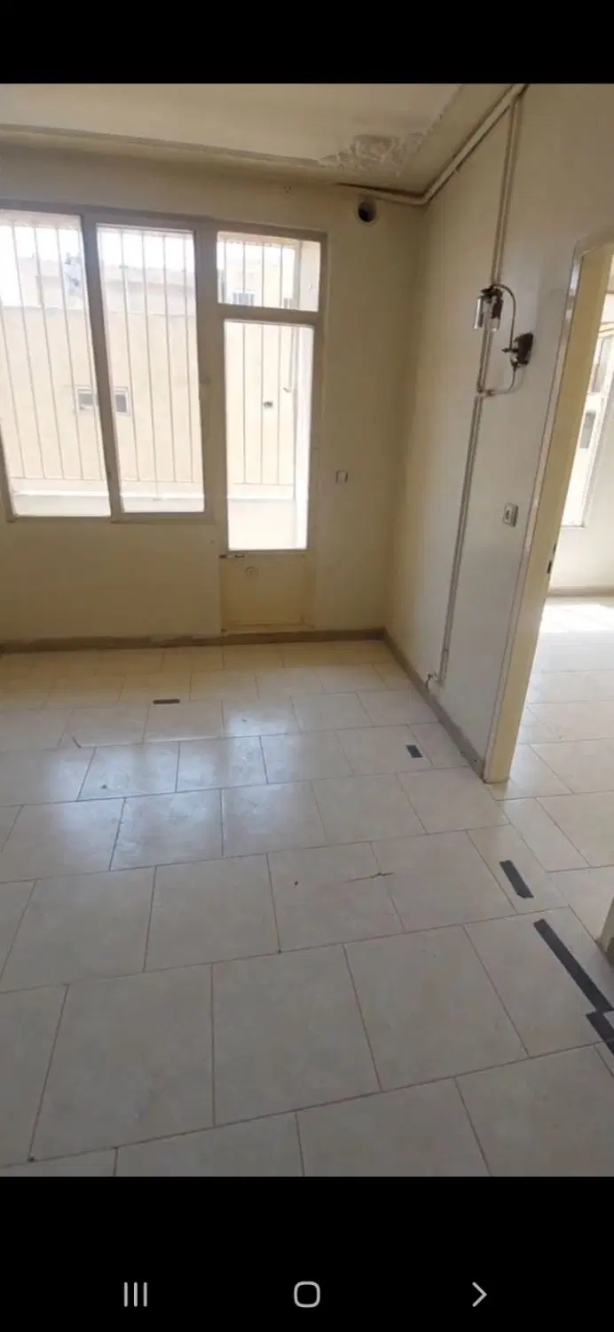 ۴۷متر  وام دار  پارکینگ سندی مصرف کننده
