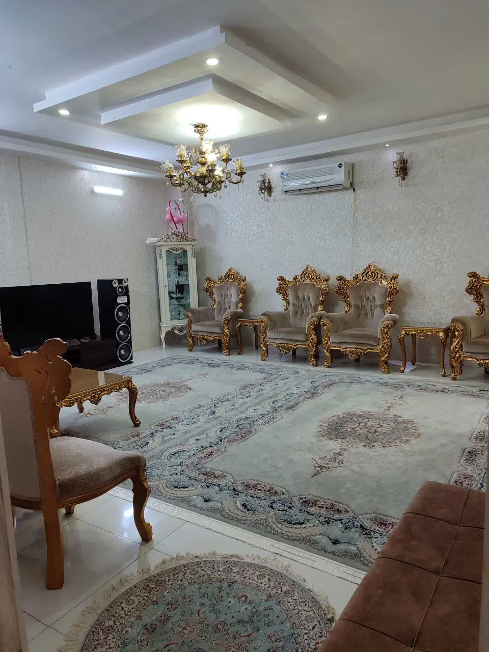 همخونه نیازدارم