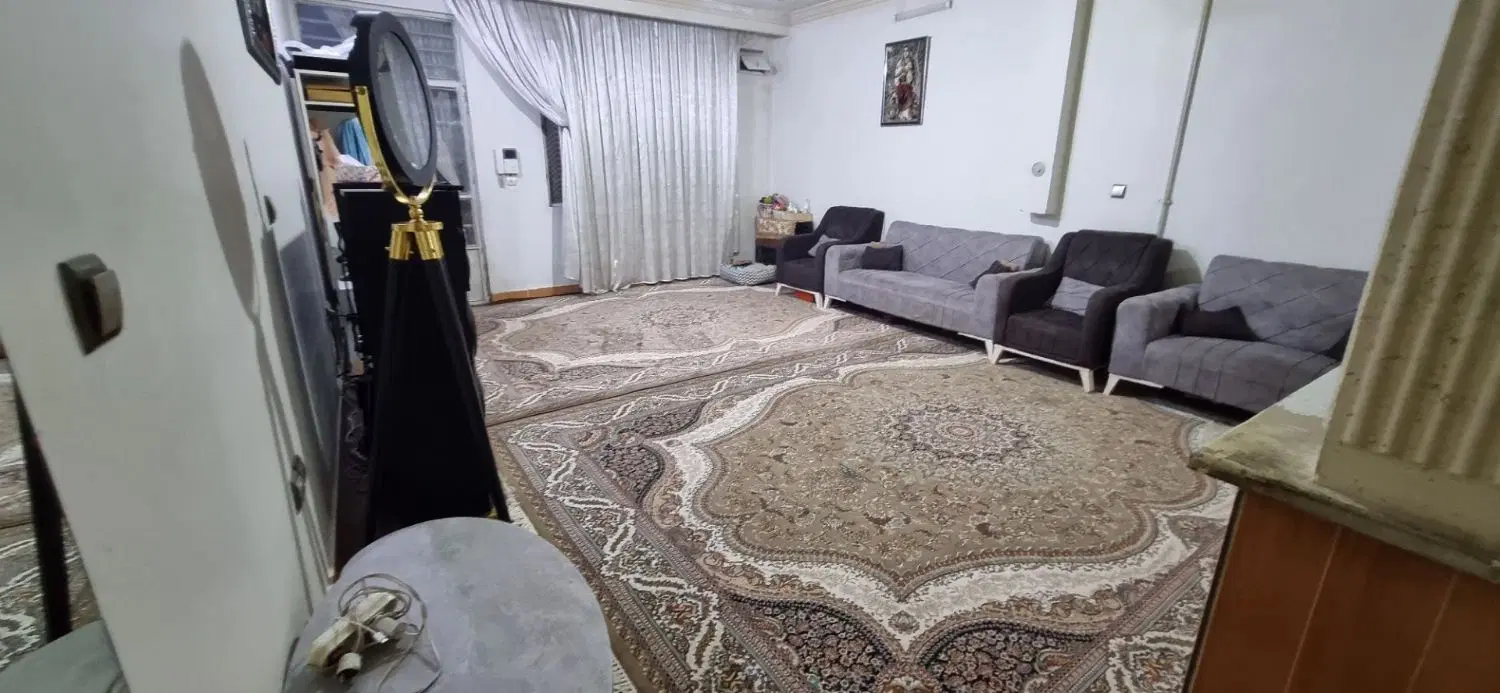 خانه 115 متری ویلایی یک خواب