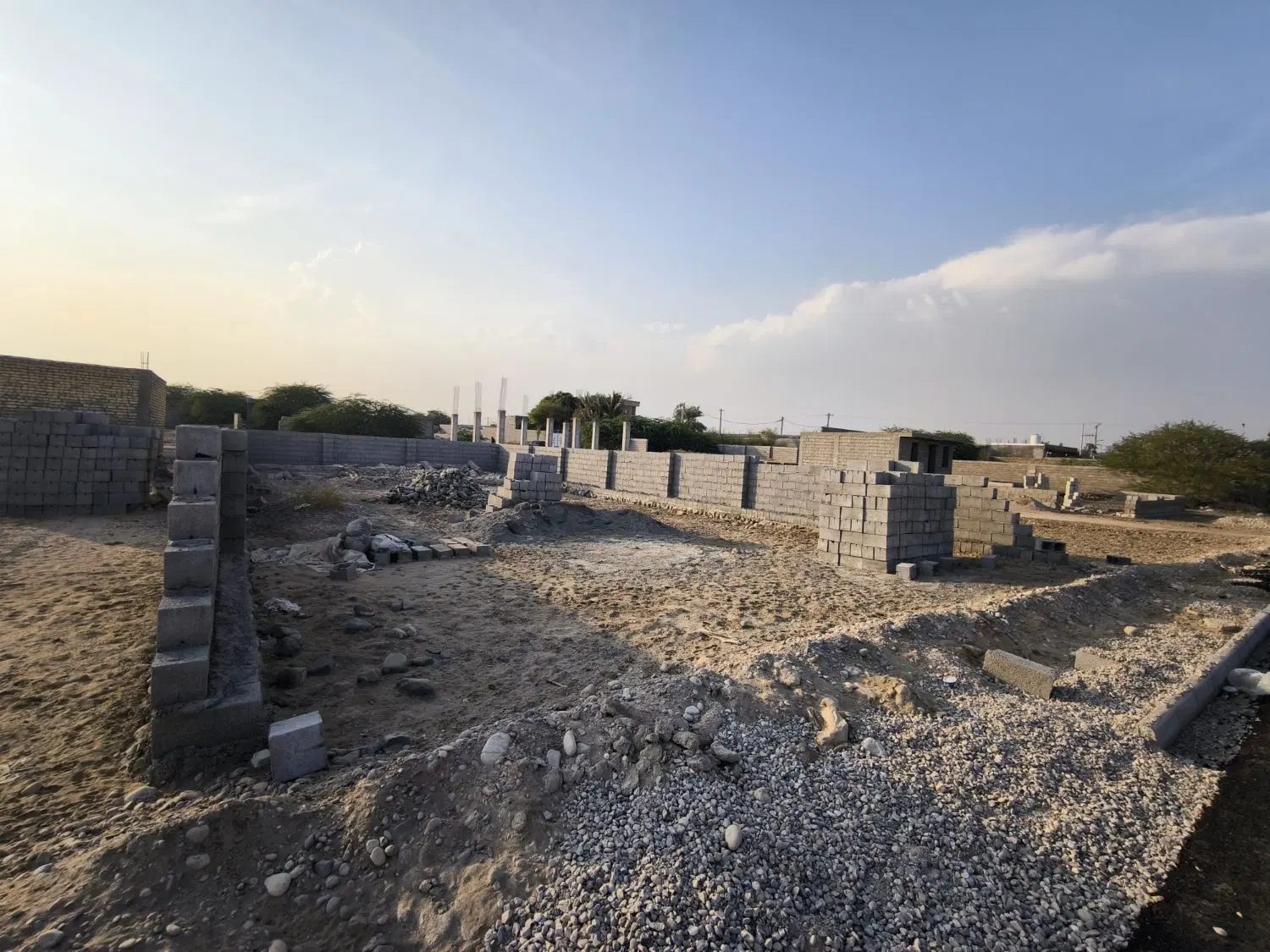 زمین باغو ۳۰۰ متر بر خیابان