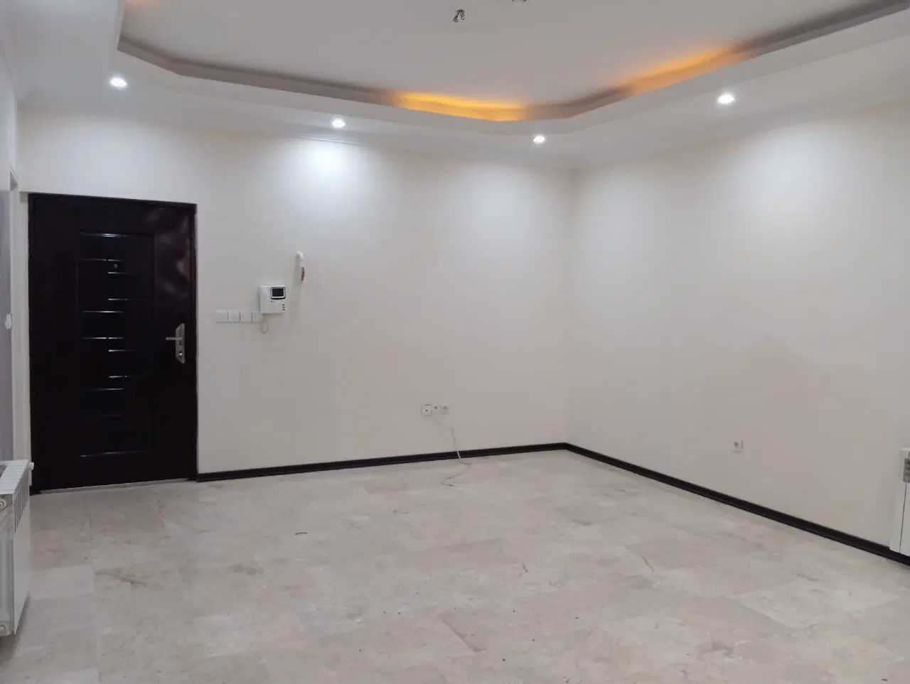 ۷۵ متر  تهرانپارس  غربی ۲ خواب فول امکانات