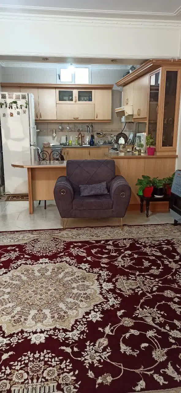 اجاره منفی ۶۰ جنوبی با حیاط اختصاصی