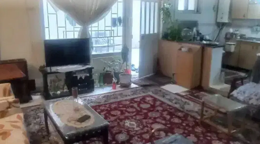 فروش ۶۵ متر واحد حیاط ماشین در اهری پیک نسیم