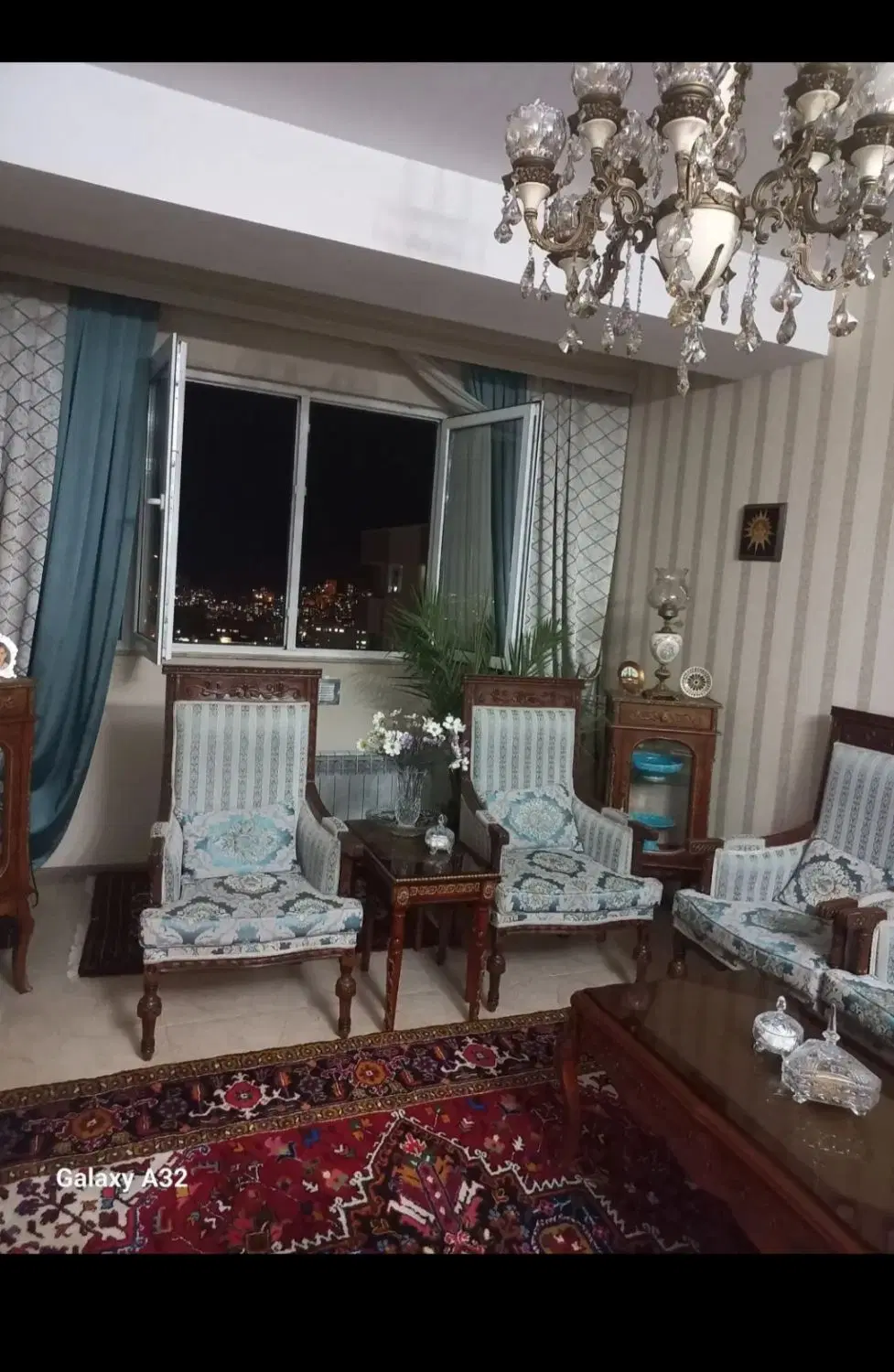 فروش واحد 94 متر 2 خواب کوی نصر