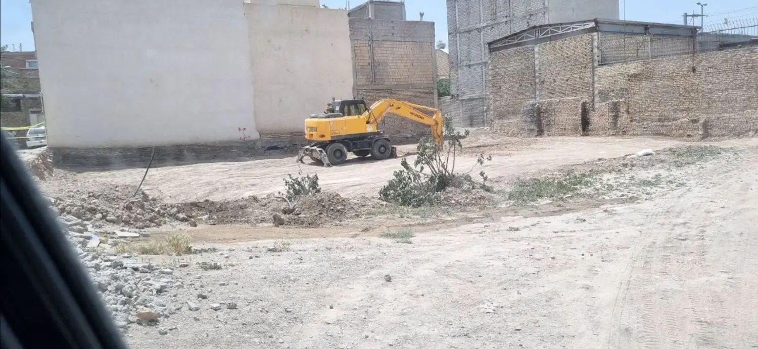 زمین با پروانه ساخت ۱۵ واحدی