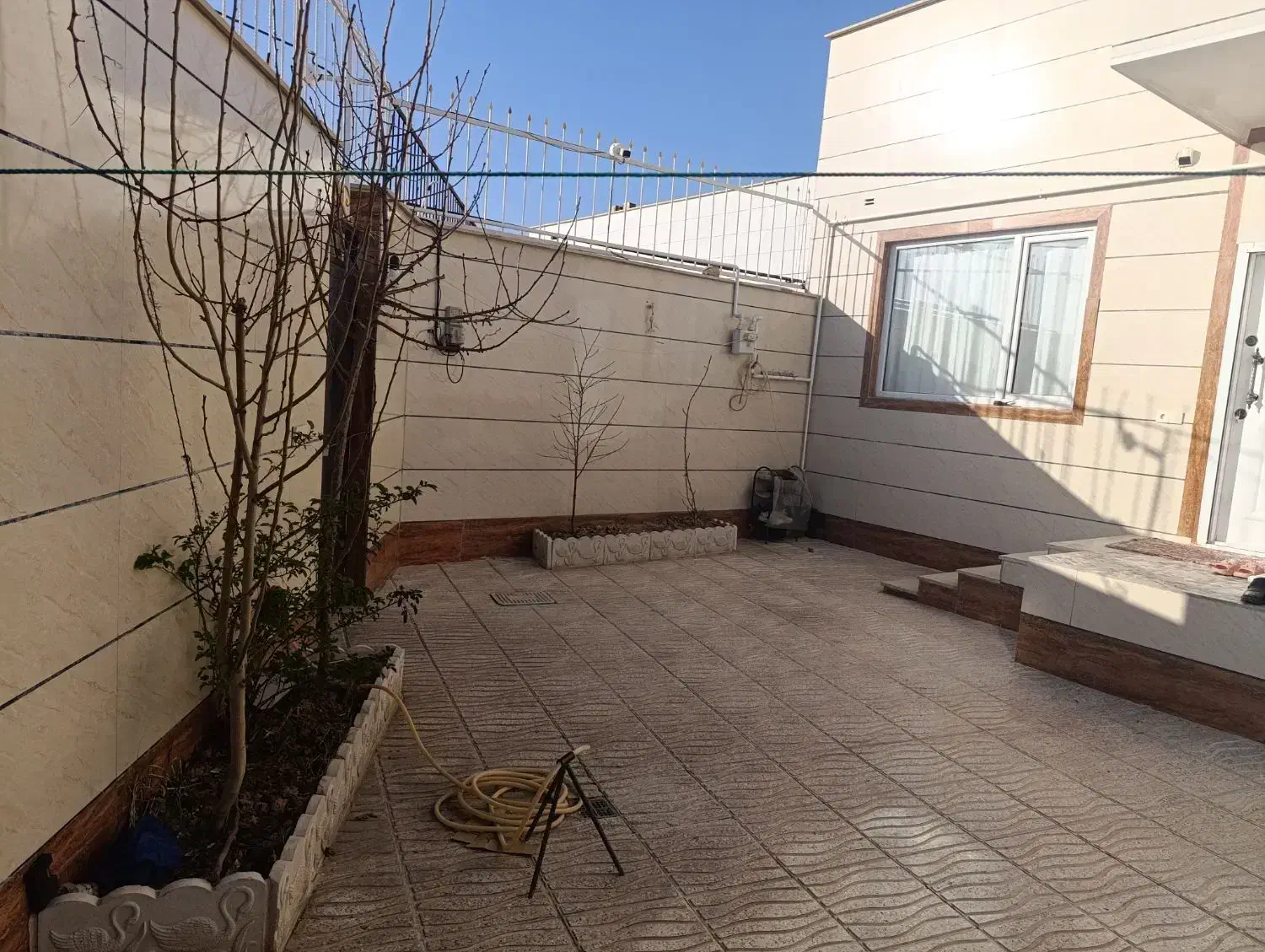 خانه شریف اباد