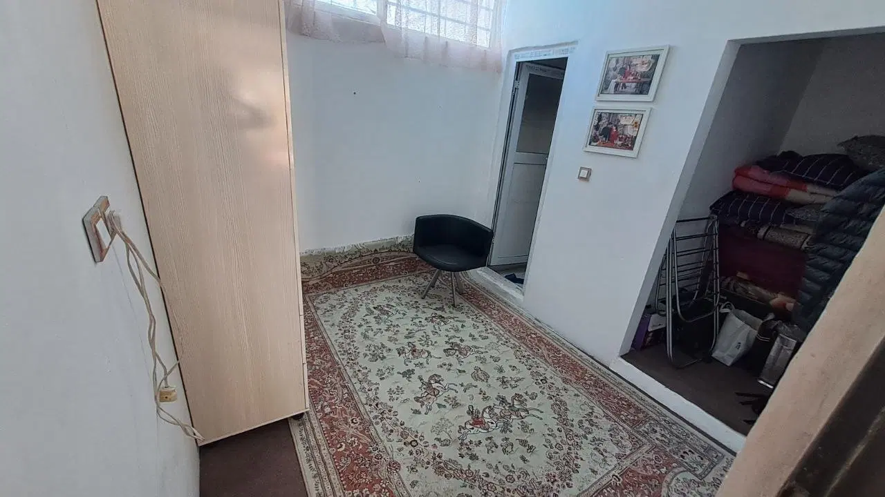 آپارتمان ۷۰ متری غرق نور