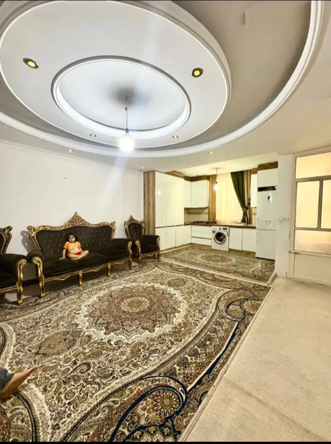 ۶۴متری طبقه اول_شهرک صدف_۲خواب_پارکینگ سندی