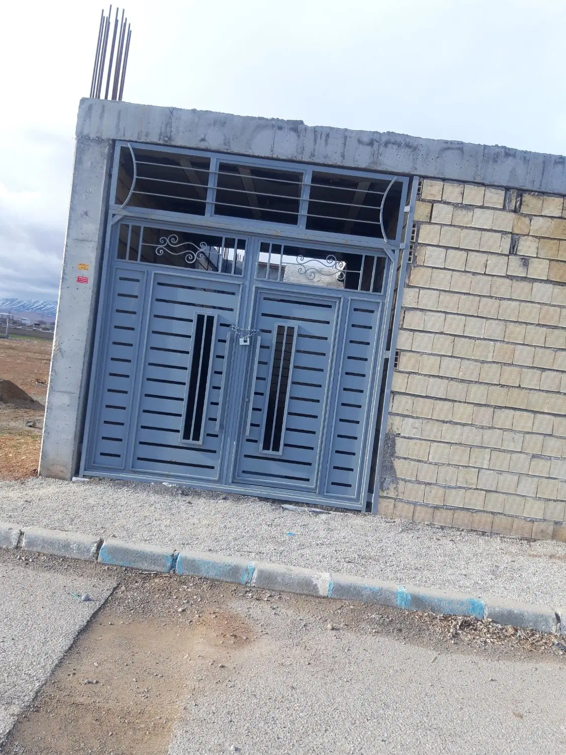 فروش خانه ویلایی در فرادنبه