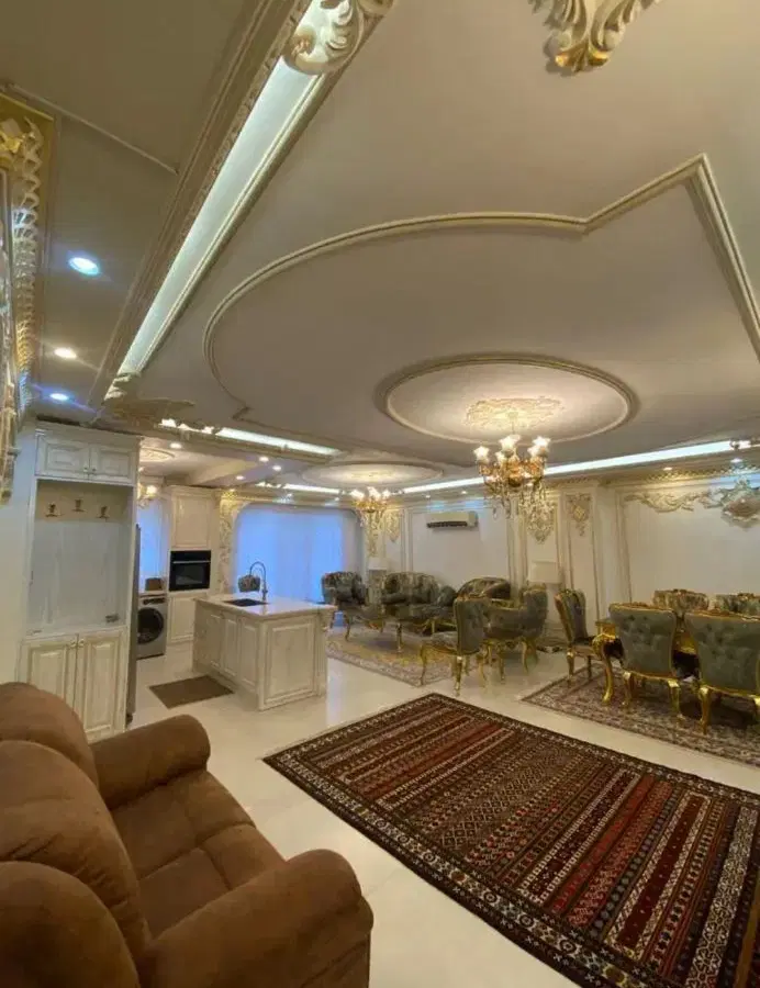 آپارتمان ۱۰۰ متری در آموزگار