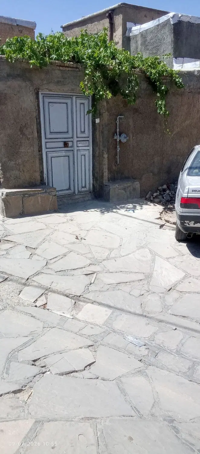 خانه ۹۰ متری به عنوان فروش دارای سند