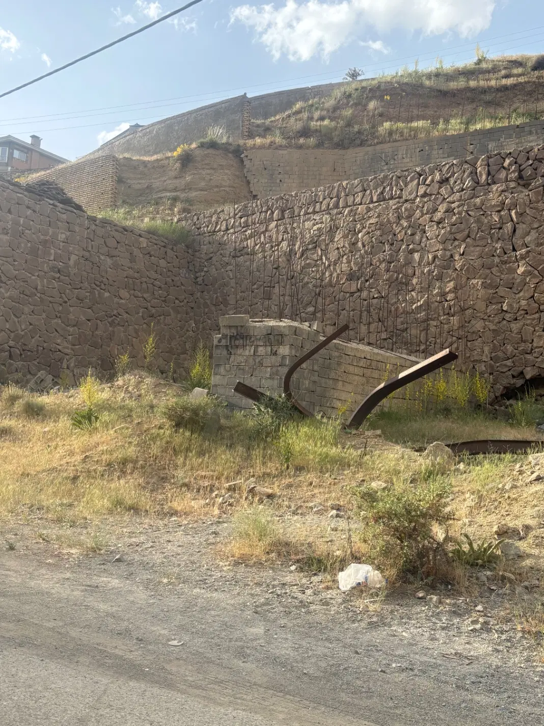 ۲۰۰۰ متر زمین سند دار در شهرک_تهاطر