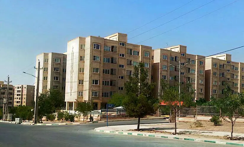آپارتمان ۸۵متری در فاز چهار شمالی منازل ایرانخودرو