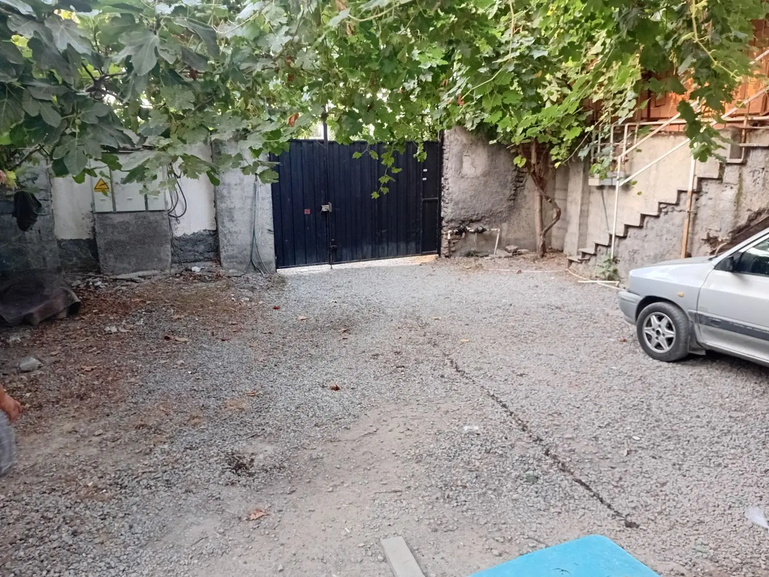 واحد ۱۲۰ متری  دوخوابه دوبعلکس