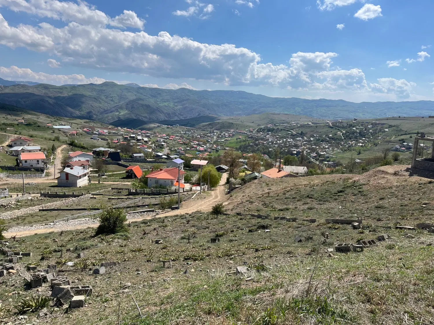 کوی خسروخانی،۳۳۰ متر