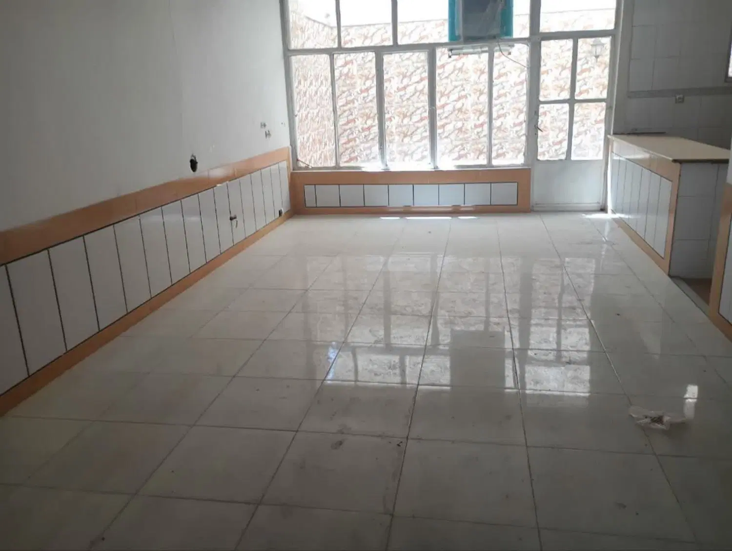 فروش منزل مسکونی طبقه همکف