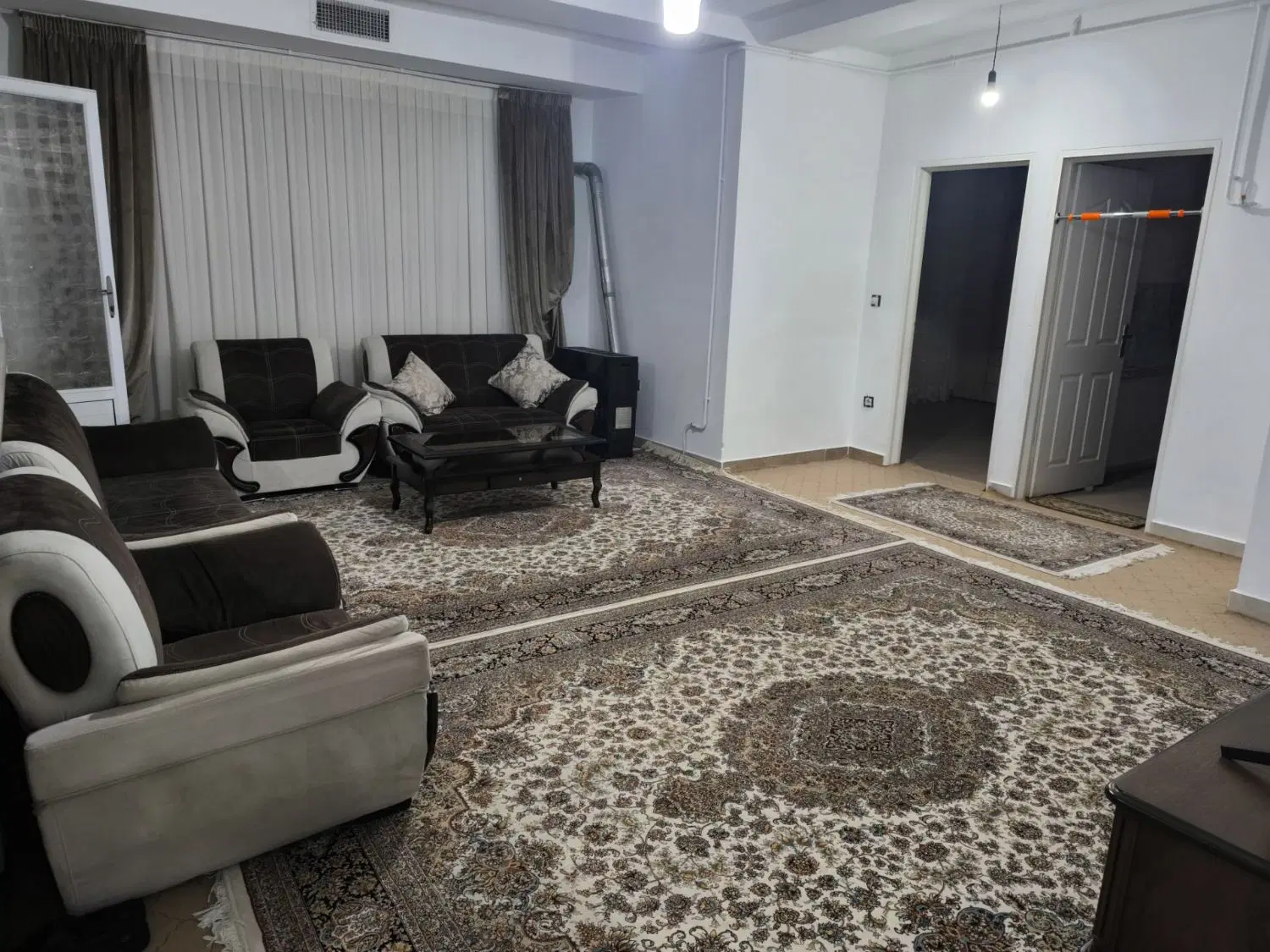 فروش آپارتمان ۸۷ متر سند تکبرگ کارمندان