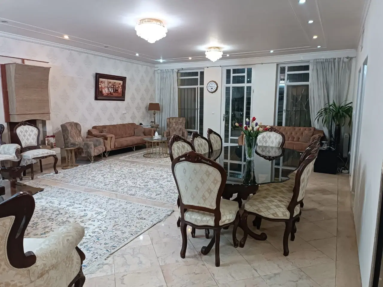 نیم طبقه 3خواب خوش نقشه شیک تمیز 220 متری