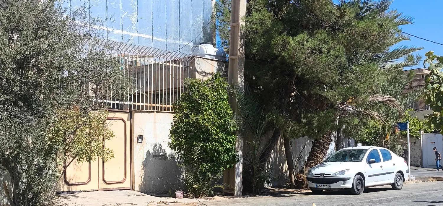 فروش یک واحد ویلایی مسکونی و تجاری