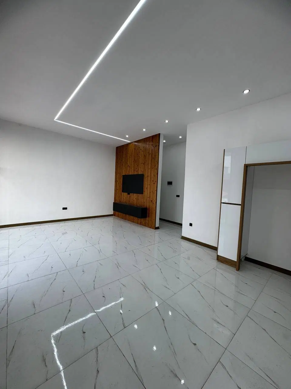 ویلا فلت مدرن مهندسی ساز قیمت کل ۷میلیارد